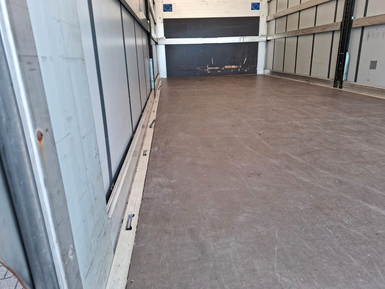 Iveco 72-210P/A8,Luft,HiMatic,LBW,Schiebepl., - Huifzeil bedrijfswagen: afbeelding 5 Iveco 72-210P/A8,Luft,HiMatic,LBW,Schiebepl., - Huifzeil bedrijfswagen: afbeelding 5