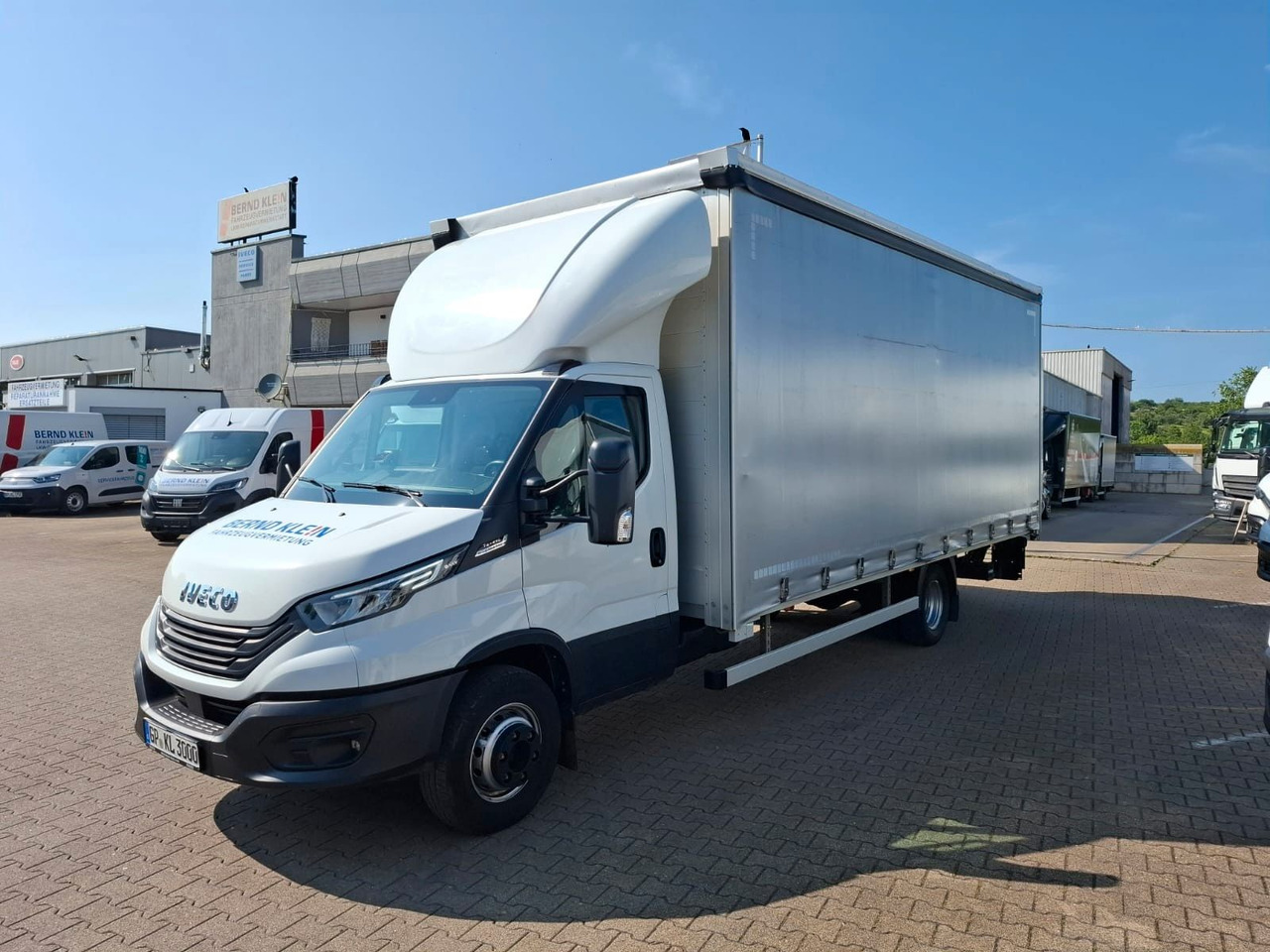 Iveco 72-210P/A8,Luft,HiMatic,LBW,Schiebepl., - Huifzeil bedrijfswagen: afbeelding 1 Iveco 72-210P/A8,Luft,HiMatic,LBW,Schiebepl., - Huifzeil bedrijfswagen: afbeelding 1