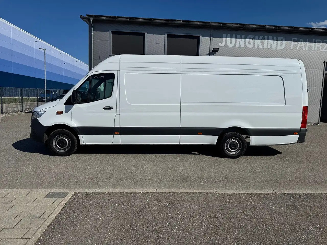 Mercedes-Benz Sprinter 317 CDI Maxi Lang XXL Extralang MBUX - Gesloten bestelwagen: afbeelding 3 Mercedes-Benz Sprinter 317 CDI Maxi Lang XXL Extralang MBUX - Gesloten bestelwagen: afbeelding 3