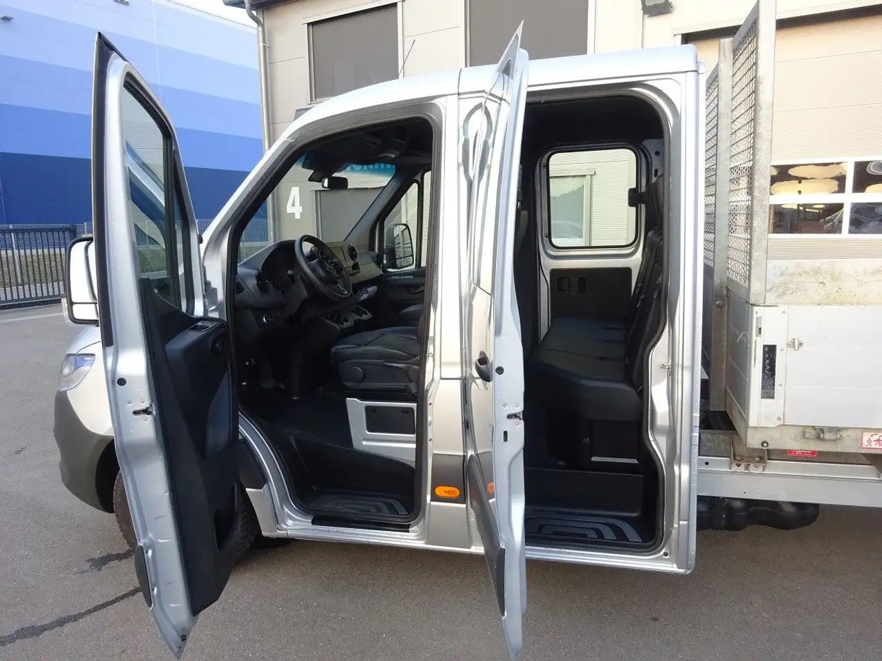 Mercedes-Benz Sprinter 319 CDI DoKa Maxi Kipper AHK 2,8t - Kipper bestelwagen, Bestelwagen met dubbele cabine: afbeelding 5 Mercedes-Benz Sprinter 319 CDI DoKa Maxi Kipper AHK 2,8t - Kipper bestelwagen, Bestelwagen met dubbele cabine: afbeelding 5