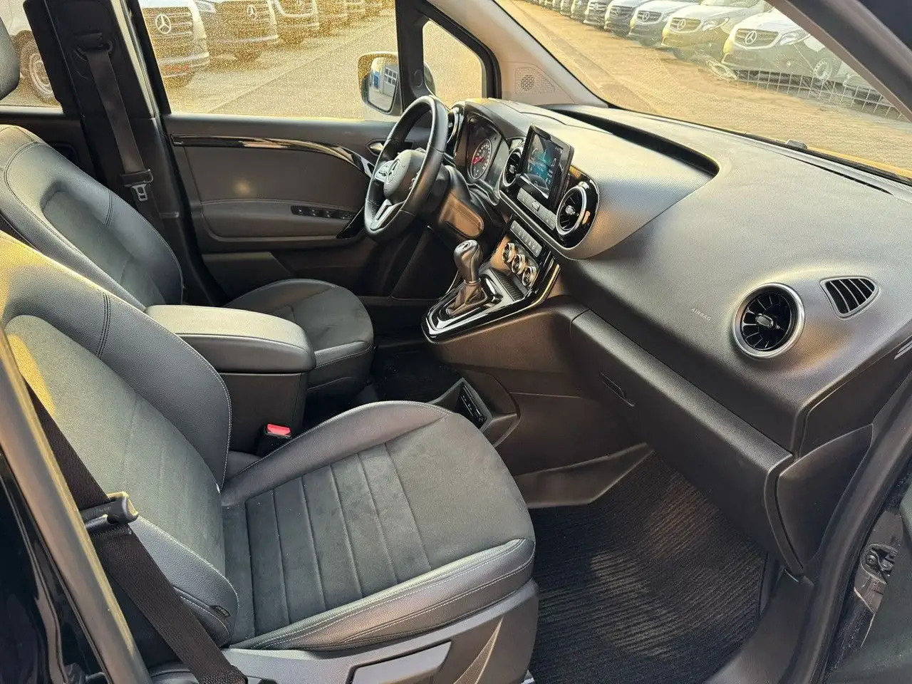 Mercedes-Benz T-Class T -Klasse 160 d standard - Personenwagen: afbeelding 2 Mercedes-Benz T-Class T -Klasse 160 d standard - Personenwagen: afbeelding 2