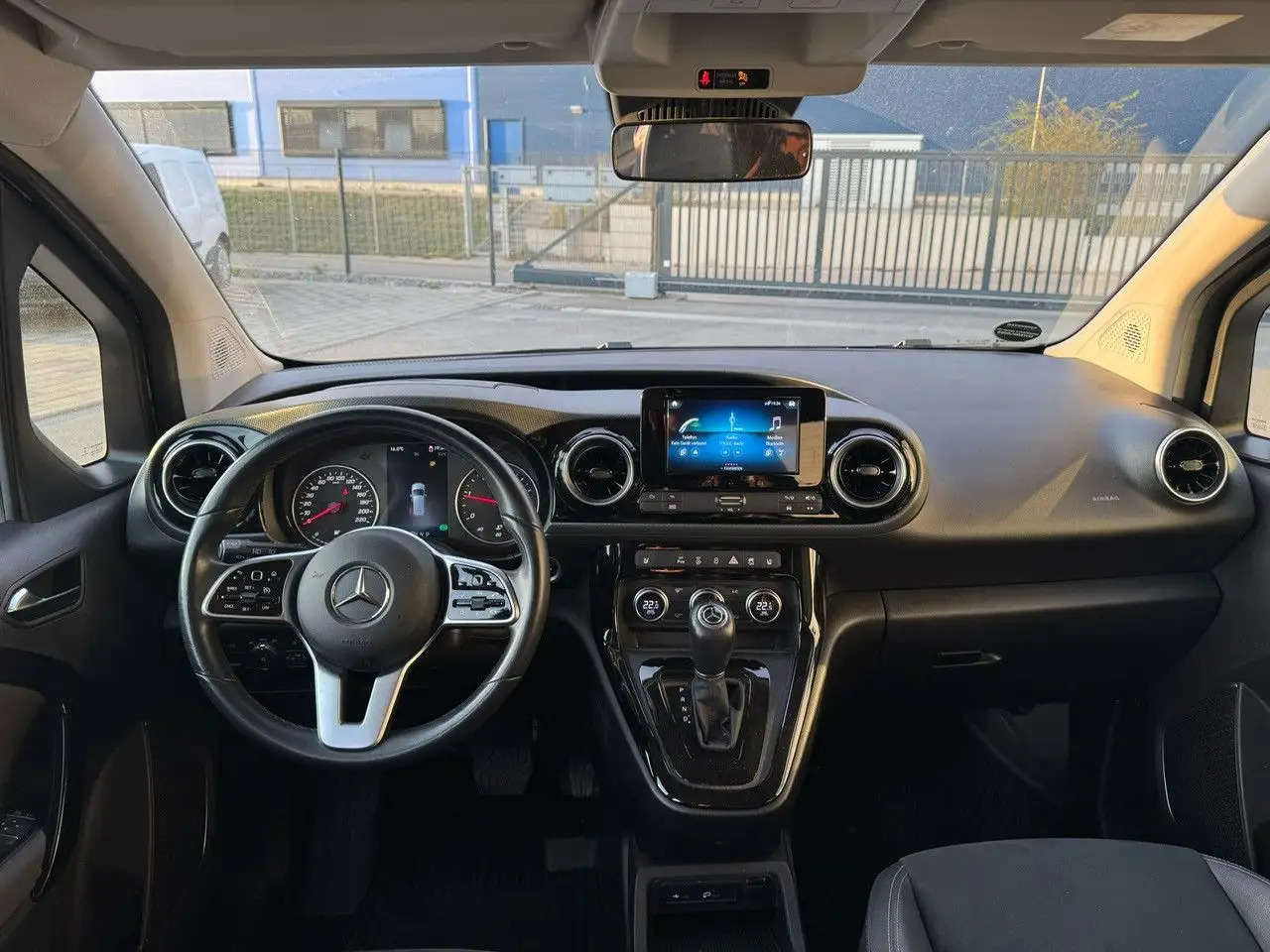 Mercedes-Benz T-Class T -Klasse 160 d standard - Personenwagen: afbeelding 4 Mercedes-Benz T-Class T -Klasse 160 d standard - Personenwagen: afbeelding 4