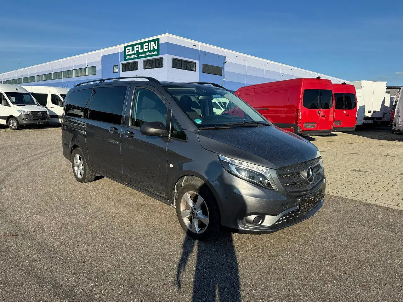 Mercedes-Benz Vito Tourer 119 CDI Edition 4x4 Lang - Personenwagen: afbeelding 2 Mercedes-Benz Vito Tourer 119 CDI Edition 4x4 Lang - Personenwagen: afbeelding 2