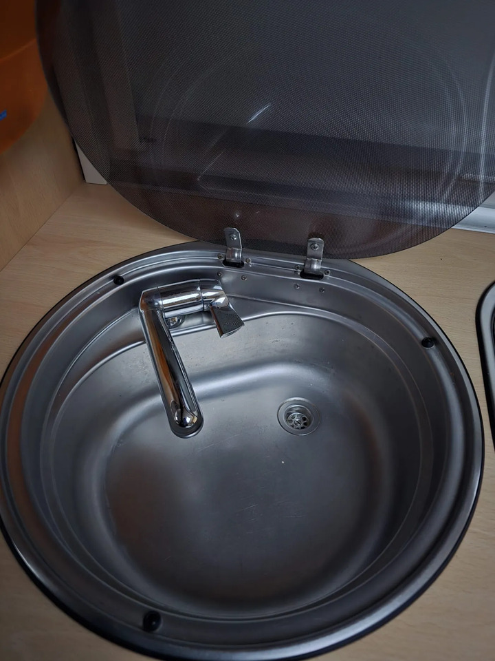 Wohnwagen TEC Tour 445 TDF Mover, Markise, Dusche - Caravan: afbeelding 2 Wohnwagen TEC Tour 445 TDF Mover, Markise, Dusche - Caravan: afbeelding 2