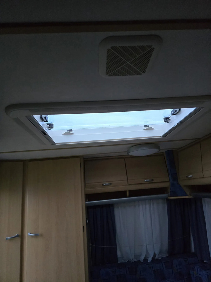 Wohnwagen TEC Tour 445 TDF Mover, Markise, Dusche - Caravan: afbeelding 5 Wohnwagen TEC Tour 445 TDF Mover, Markise, Dusche - Caravan: afbeelding 5