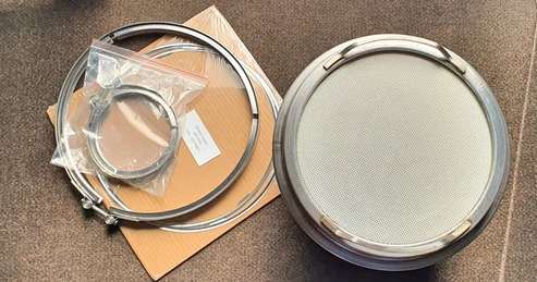 Nowy DPF Volvo FH Euro 6 + Zestaw Uszczelek - Uitlaatsysteem voor Vrachtwagen: afbeelding 2 Nowy DPF Volvo FH Euro 6 + Zestaw Uszczelek - Uitlaatsysteem voor Vrachtwagen: afbeelding 2