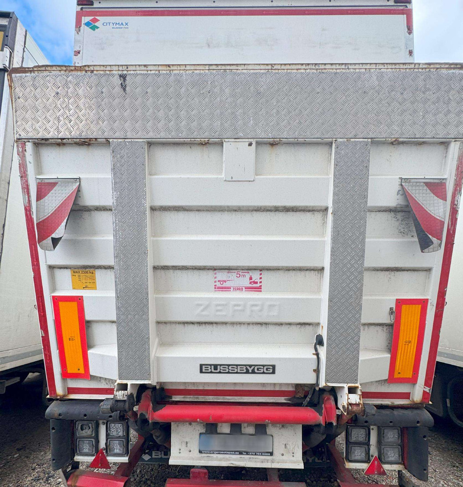 HFR BUSSBYGG KK18 - Koelwagen oplegger: afbeelding 3 HFR BUSSBYGG KK18 - Koelwagen oplegger: afbeelding 3