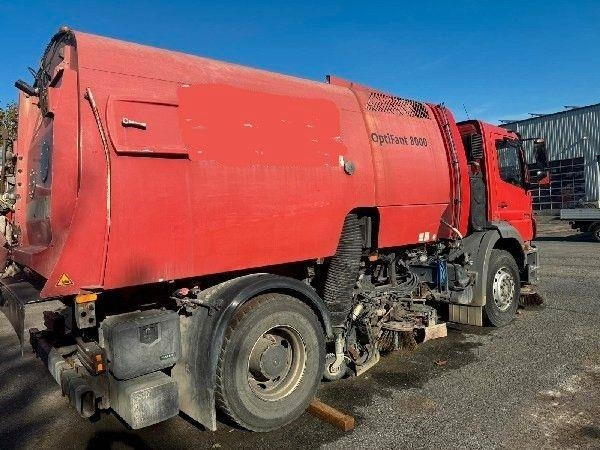 Mercedes-Benz 1829 L - Veegwagen: afbeelding 3 Mercedes-Benz 1829 L - Veegwagen: afbeelding 3