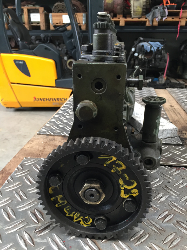 Brandstofpomp voor Vrachtwagen Gebrauchte Einspritzpumpe MB 1729 SK OM 442, 290 PS, Bosch - Nr. : 0401 848 805: afbeelding 9