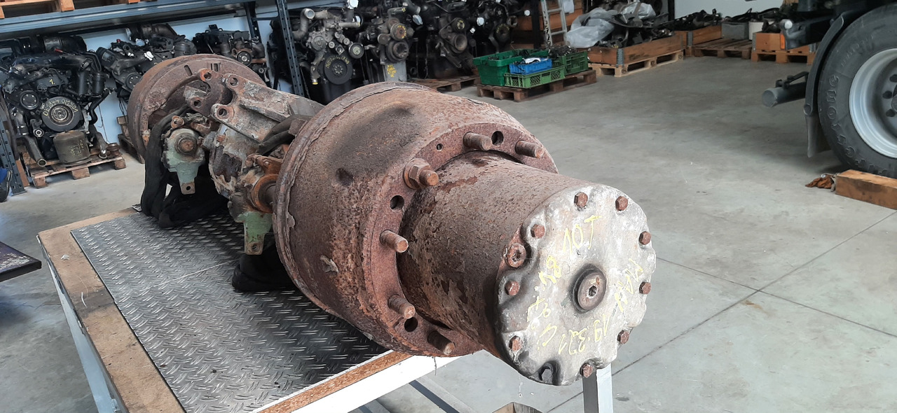 Gebrauchte MAN 19.321, Außenplanetenachse, Artikel - Nr. : 81.99999 - 9999 - Achterass voor Vrachtwagen: afbeelding 4 Gebrauchte MAN 19.321, Außenplanetenachse, Artikel - Nr. : 81.99999 - 9999 - Achterass voor Vrachtwagen: afbeelding 4