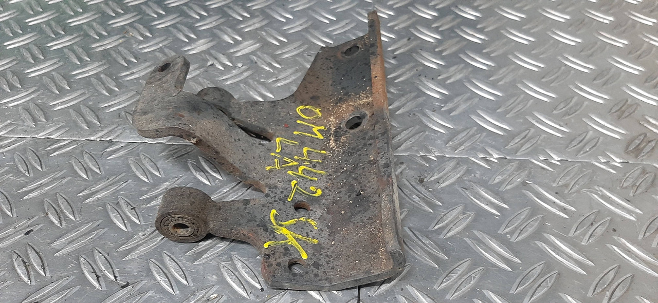 Gebrauchte Motorhalterung, DB 1735 SK, Typ OM 442 LA, Artikel - Nr. : 81.99999 - 9999 - Motorsteun voor Vrachtwagen: afbeelding 2 Gebrauchte Motorhalterung, DB 1735 SK, Typ OM 442 LA, Artikel - Nr. : 81.99999 - 9999 - Motorsteun voor Vrachtwagen: afbeelding 2