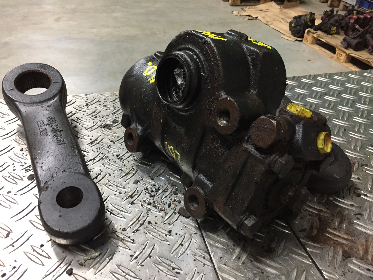 Stuurhuis voor Vrachtwagen Gebrauchtes Lenkgetriebe MAN TGL, 8.180, Artikel - Nr.: 81.9999 - 9999: afbeelding 6 Stuurhuis voor Vrachtwagen Gebrauchtes Lenkgetriebe MAN TGL, 8.180, Artikel - Nr.: 81.9999 - 9999: afbeelding 6