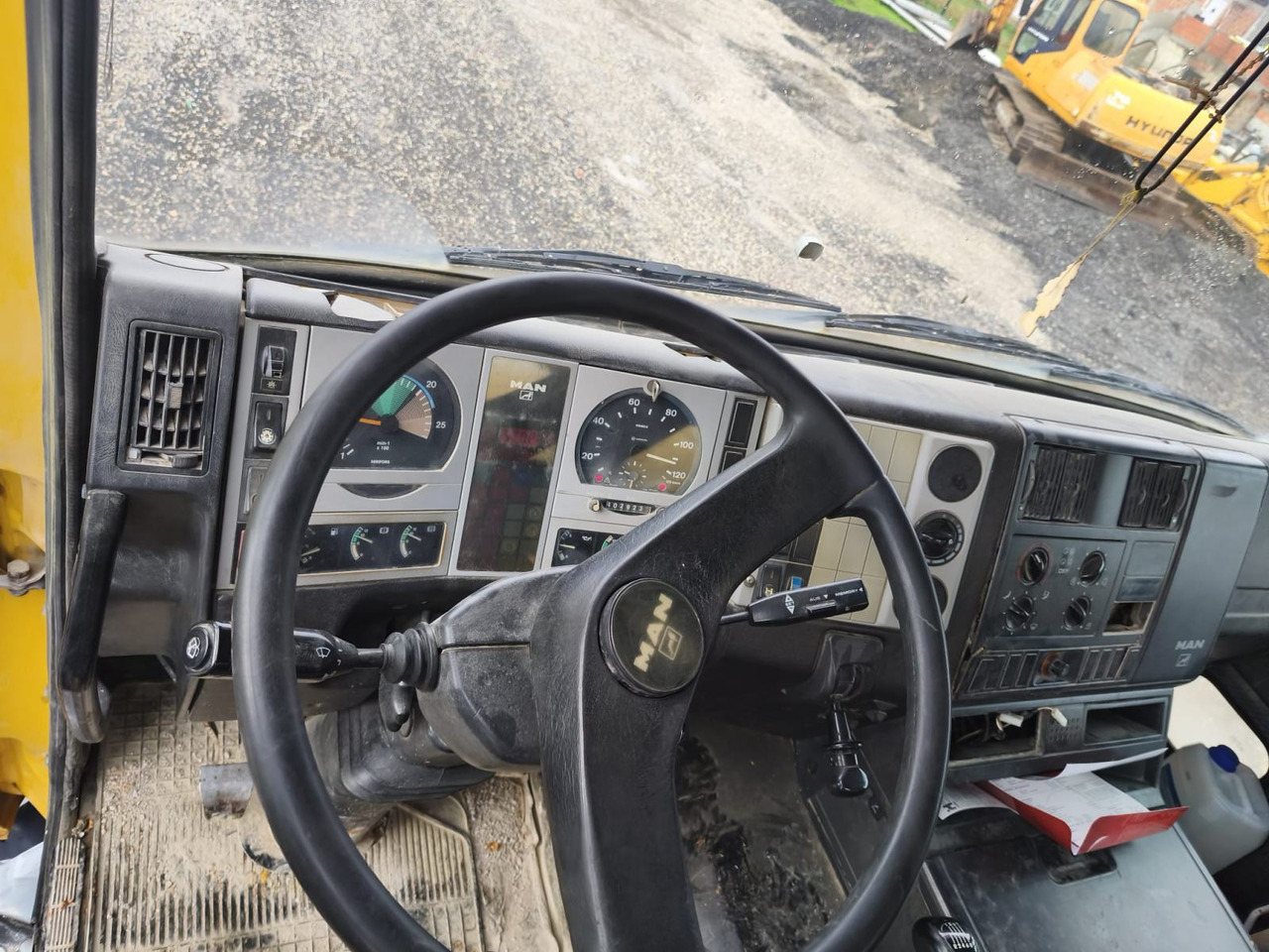 MAN 32364, 1999 god. - Betonmixer: afbeelding 4 MAN 32364, 1999 god. - Betonmixer: afbeelding 4