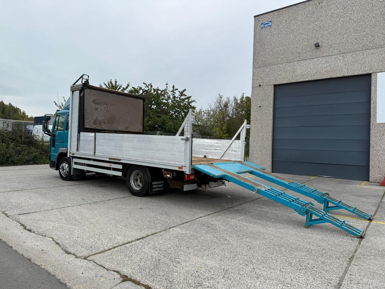 VOLVO FL 12 250, 2004 god. - Vrachtwagen met open laadbak: afbeelding 2 VOLVO FL 12 250, 2004 god. - Vrachtwagen met open laadbak: afbeelding 2