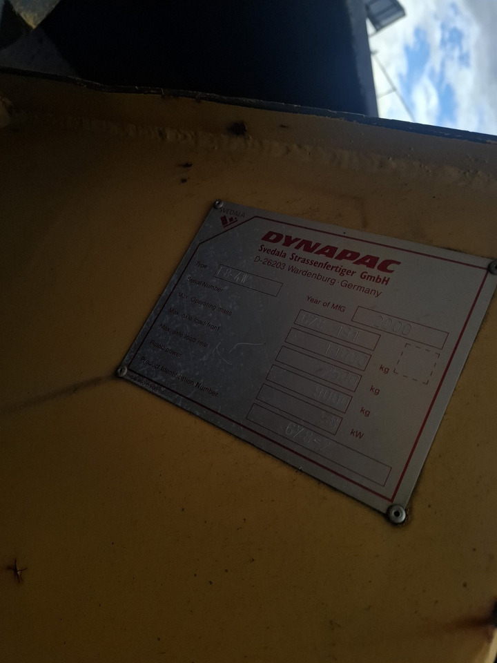 Dynapac F8-4W - Asfaltafwerkmachine: afbeelding 3 Dynapac F8-4W - Asfaltafwerkmachine: afbeelding 3