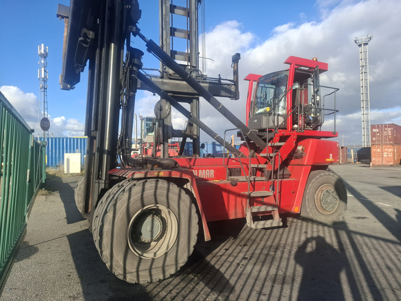 KALMAR DCG 100 45 ES7 - Container heftruck: afbeelding 1 KALMAR DCG 100 45 ES7 - Container heftruck: afbeelding 1