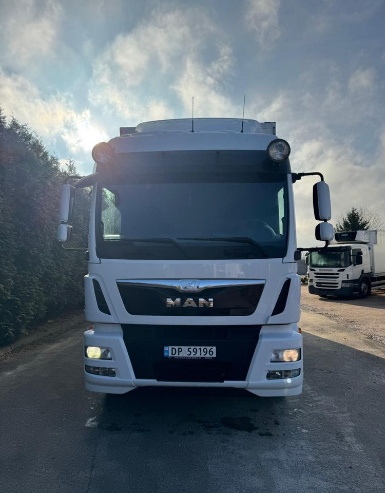 MAN MAN TGM 18.290/ IZOTERMA / OTWIERANY BOK/ /WINDA / 19 EUROPALET/ NISKI PRZEBIEG /SYPIALKA /ACC/EURO6 - Koelwagen vrachtwagen: afbeelding 3 MAN MAN TGM 18.290/ IZOTERMA / OTWIERANY BOK/ /WINDA / 19 EUROPALET/ NISKI PRZEBIEG /SYPIALKA /ACC/EURO6 - Koelwagen vrachtwagen: afbeelding 3