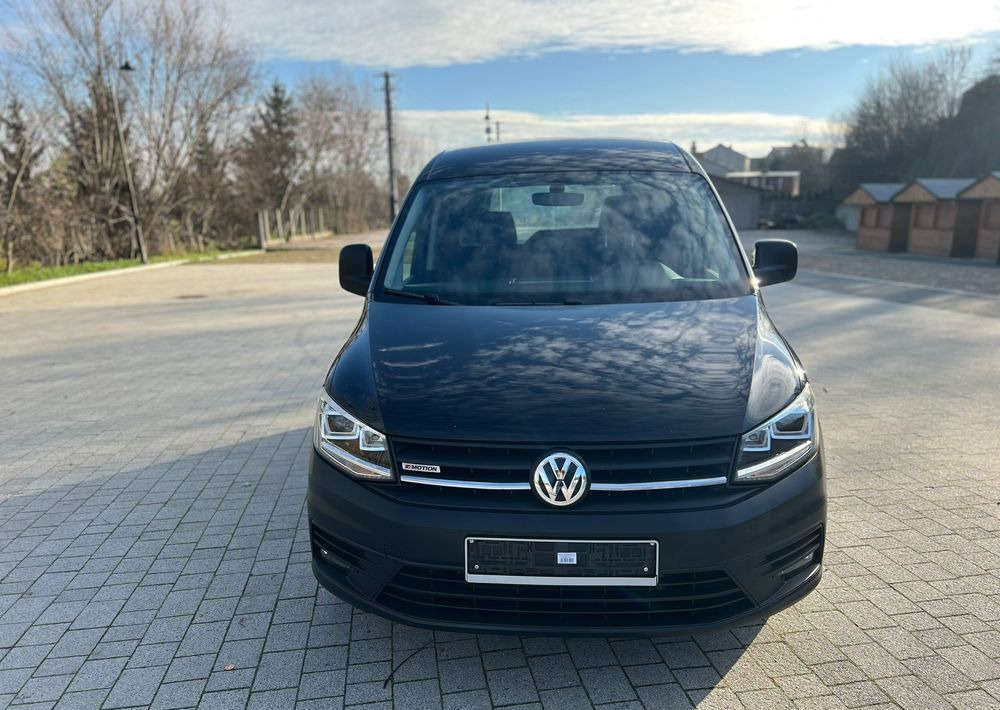 Volkswagen CADDY/2.0/4X4/ SPROWADZONY na/1 WŁ/FV23%/SERWISOWANY/VW/FORD/OPEL/CITROEN - Gesloten bestelwagen: afbeelding 4 Volkswagen CADDY/2.0/4X4/ SPROWADZONY na/1 WŁ/FV23%/SERWISOWANY/VW/FORD/OPEL/CITROEN - Gesloten bestelwagen: afbeelding 4