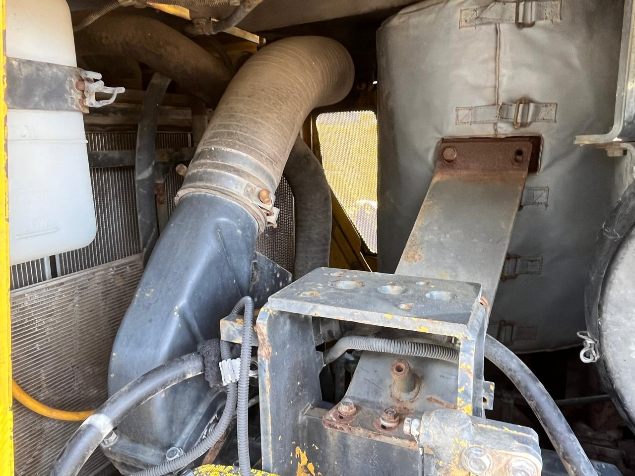 KOMATSU D155-A-6 - Bulldozer: afbeelding 2 KOMATSU D155-A-6 - Bulldozer: afbeelding 2