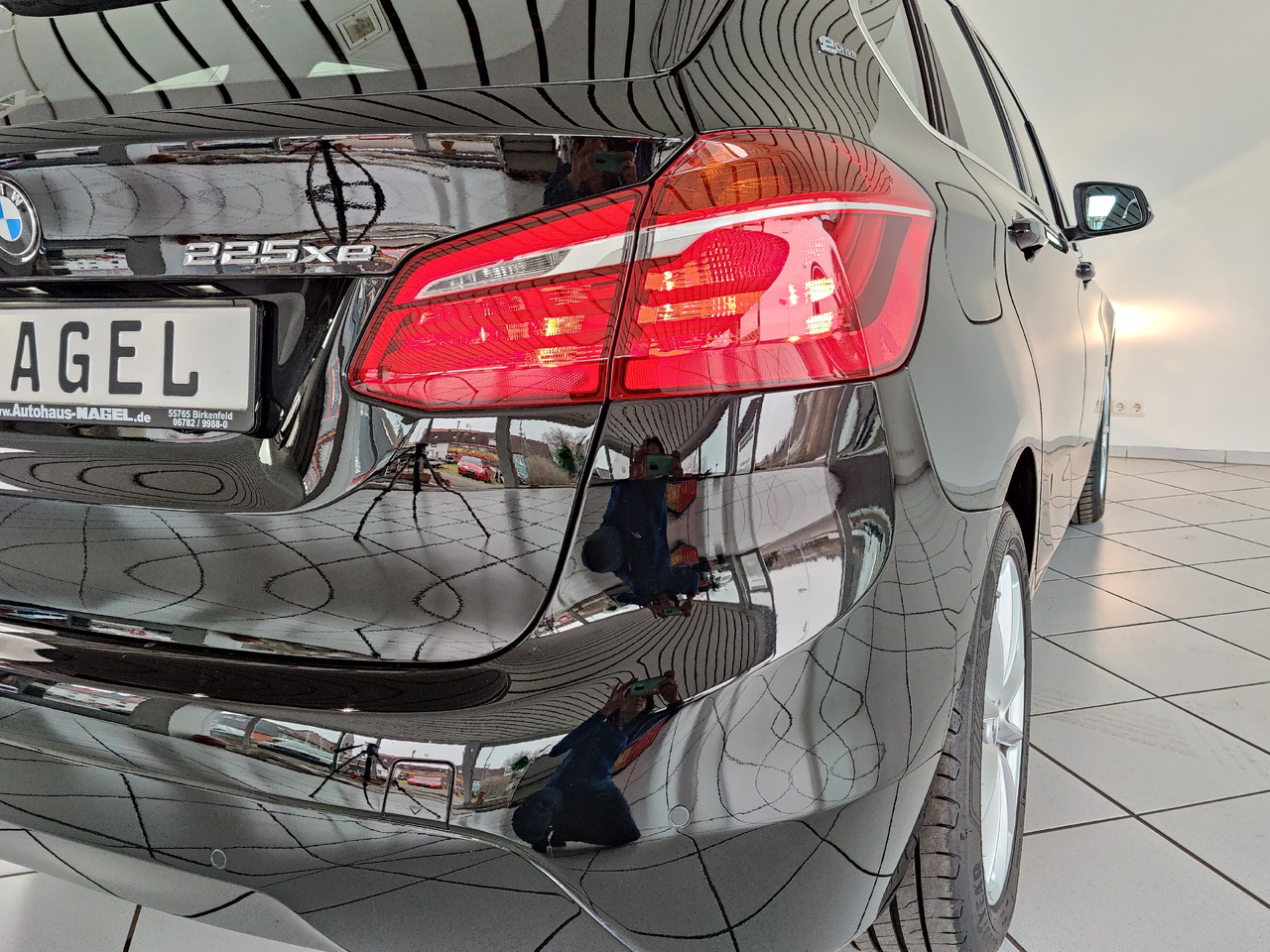 BMW 225 xe ActiveTourer iPerf. Advantage*Navi*SHZ* Hybrid 165kW - Sedan: afbeelding 5 BMW 225 xe ActiveTourer iPerf. Advantage*Navi*SHZ* Hybrid 165kW - Sedan: afbeelding 5