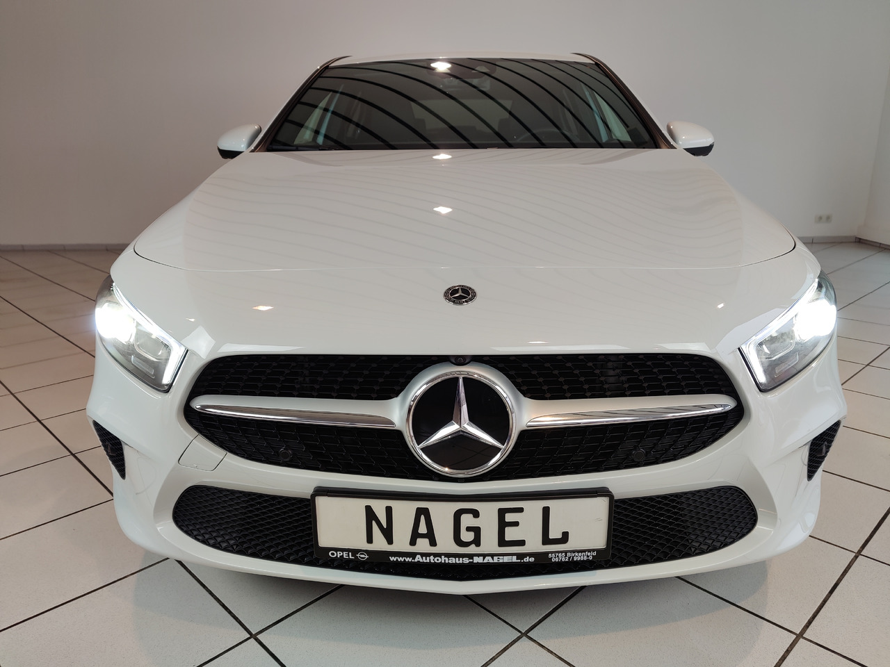 Mercedes-Benz A 220 7G-DCT Progressive Navi LED DAB Sondsystem - Stationwagen: afbeelding 3 Mercedes-Benz A 220 7G-DCT Progressive Navi LED DAB Sondsystem - Stationwagen: afbeelding 3