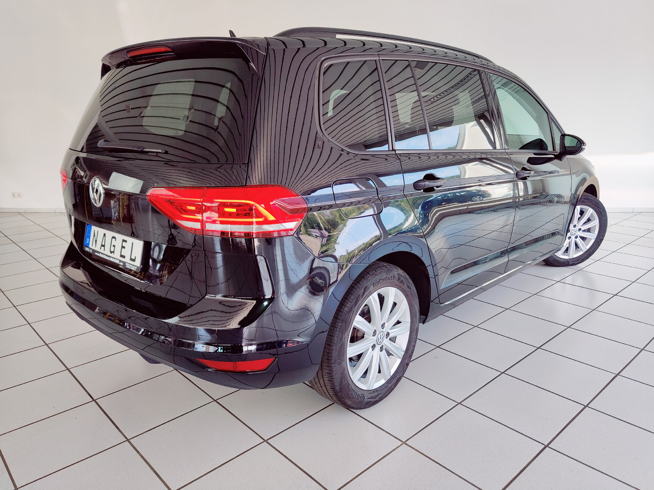Volkswagen Touran Highline BMT/Start-Stopp Navi Licht RüKam - Personenwagen: afbeelding 5 Volkswagen Touran Highline BMT/Start-Stopp Navi Licht RüKam - Personenwagen: afbeelding 5