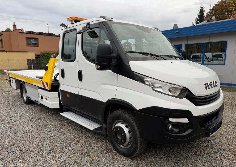 Iveco Daily 70C18 Pomoc drogowa Laweta 2017r Hi-Matic - Bergingsvoertuig: afbeelding 3 Iveco Daily 70C18 Pomoc drogowa Laweta 2017r Hi-Matic - Bergingsvoertuig: afbeelding 3