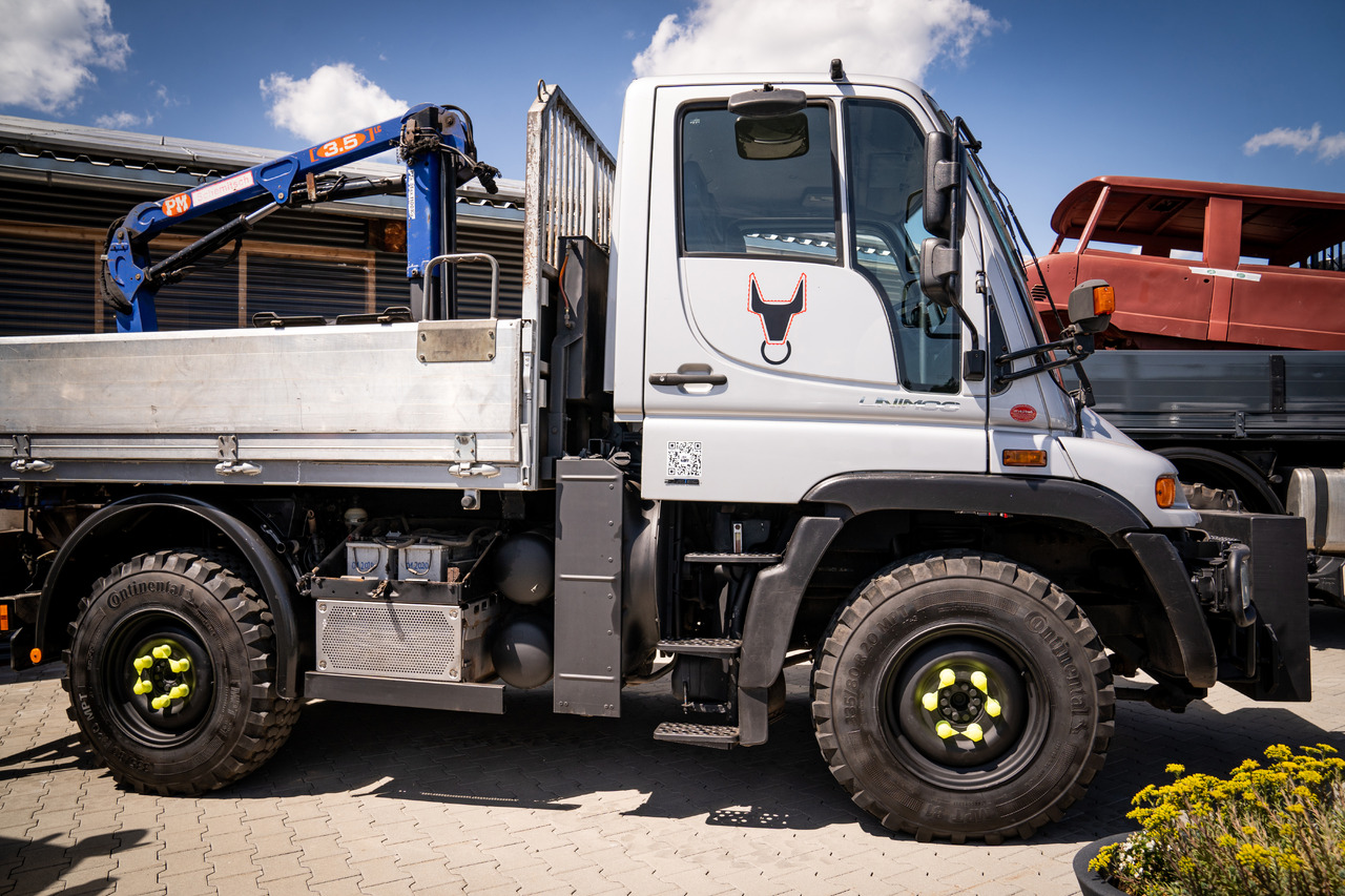 Unimog Unimog U300 mit Ladekran und Wandlerkupplung, 1a Abschlepper - Bergingsvoertuig: afbeelding 4 Unimog Unimog U300 mit Ladekran und Wandlerkupplung, 1a Abschlepper - Bergingsvoertuig: afbeelding 4