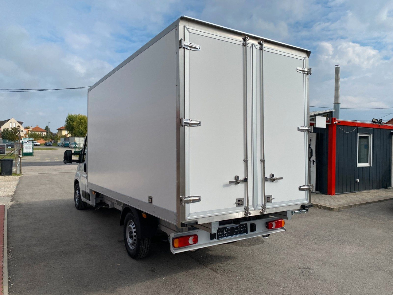 Fiat Ducato KOFFER - Bestelwagen gesloten laadbak: afbeelding 4 Fiat Ducato KOFFER - Bestelwagen gesloten laadbak: afbeelding 4