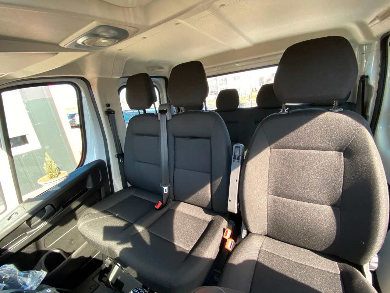 Peugeot BOXER CHDC L4 HEAVY PRITSCHE - Bestelwagen met open laadbak, Bestelwagen met dubbele cabine: afbeelding 4 Peugeot BOXER CHDC L4 HEAVY PRITSCHE - Bestelwagen met open laadbak, Bestelwagen met dubbele cabine: afbeelding 4