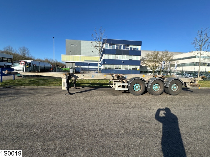 Fruehauf Chassis Extendable, 20 / 30 / 40 / 45ft - Containertransporter/ Wissellaadbak oplegger: afbeelding 2 Fruehauf Chassis Extendable, 20 / 30 / 40 / 45ft - Containertransporter/ Wissellaadbak oplegger: afbeelding 2