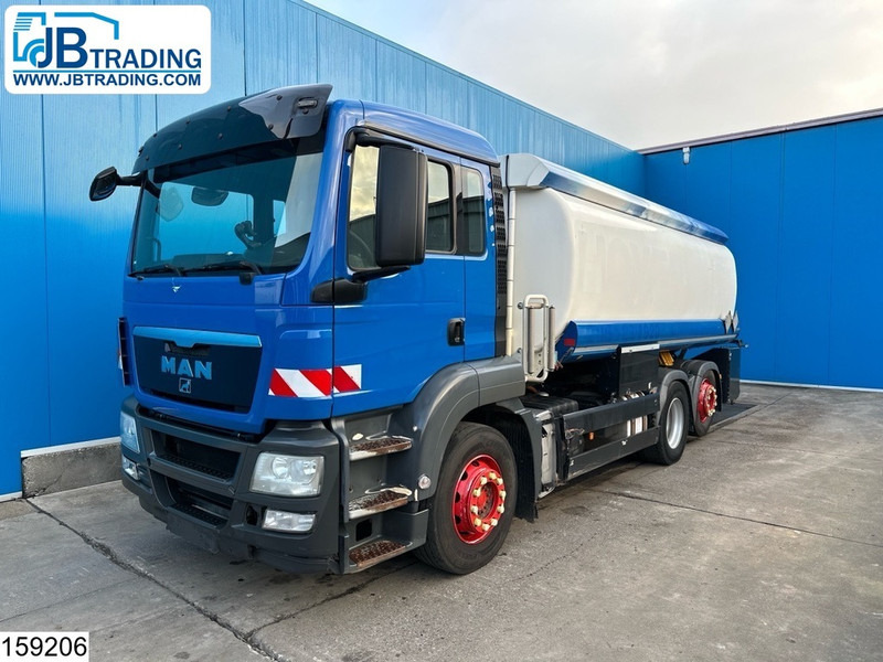 MAN TGS 26 320 6X2, EURO 5, ADR, 18.950 Liter, 4 COMP - Tankwagen: afbeelding 1 MAN TGS 26 320 6X2, EURO 5, ADR, 18.950 Liter, 4 COMP - Tankwagen: afbeelding 1