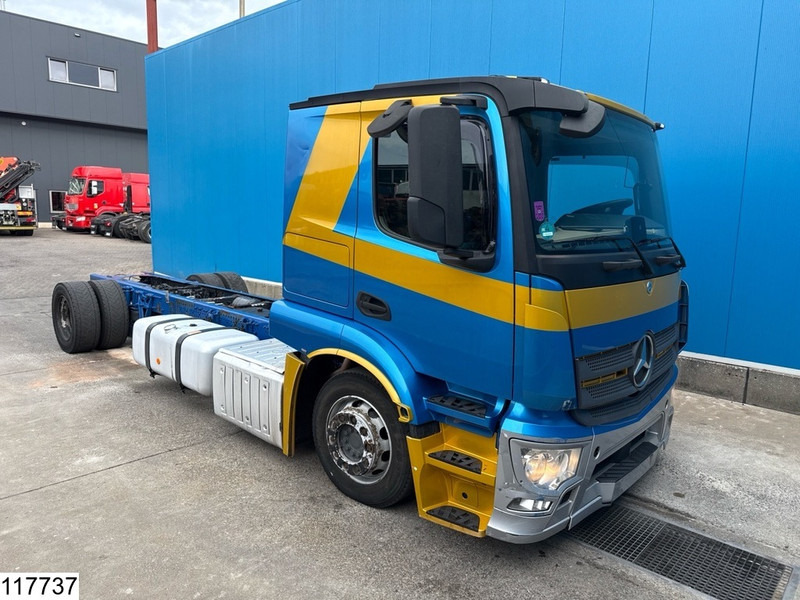 Mercedes-Benz Actros 1843 EURO 6, Hydrauliek - Chassis vrachtwagen: afbeelding 2 Mercedes-Benz Actros 1843 EURO 6, Hydrauliek - Chassis vrachtwagen: afbeelding 2