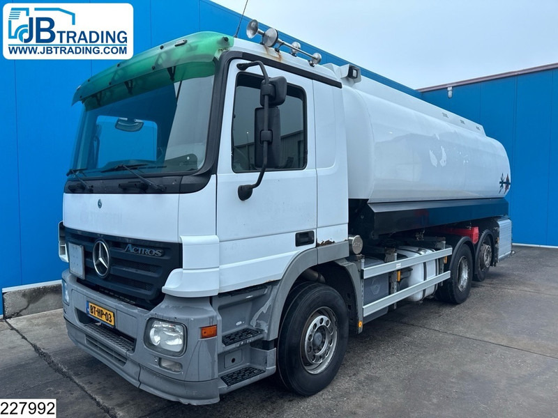 Mercedes-Benz Actros 2532 6x2, EURO 5, 23600 Liter, 5 Comp, LAG - Tankwagen: afbeelding 1 Mercedes-Benz Actros 2532 6x2, EURO 5, 23600 Liter, 5 Comp, LAG - Tankwagen: afbeelding 1