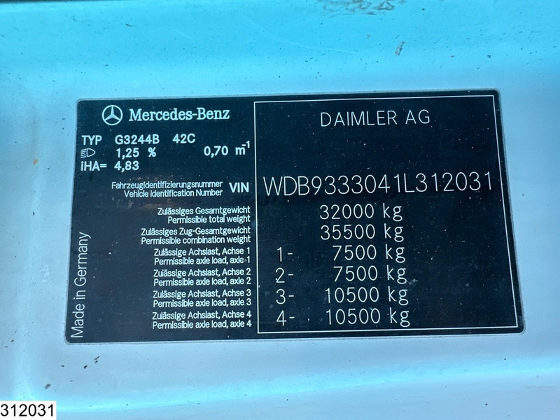 Mercedes-Benz Actros 3244 8x4, PUMI, Putzmeister, 24 MTR, Telligent 16 - Betonpomp: afbeelding 5 Mercedes-Benz Actros 3244 8x4, PUMI, Putzmeister, 24 MTR, Telligent 16 - Betonpomp: afbeelding 5