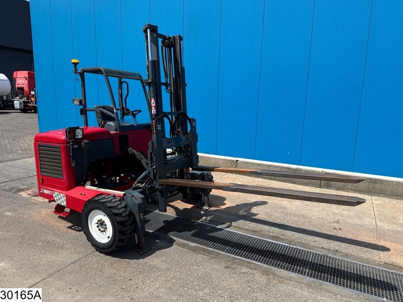 Moffett M5 20.4 1889 Hr, 26.1 kW - Diesel heftruck: afbeelding 3 Moffett M5 20.4 1889 Hr, 26.1 kW - Diesel heftruck: afbeelding 3