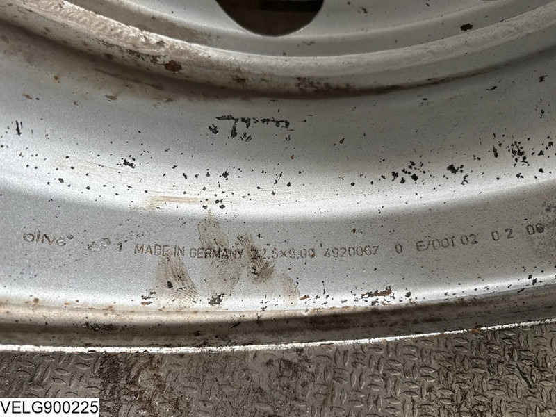 Onbekend 9.00 x 22.5 - Band: afbeelding 2 Onbekend 9.00 x 22.5 - Band: afbeelding 2