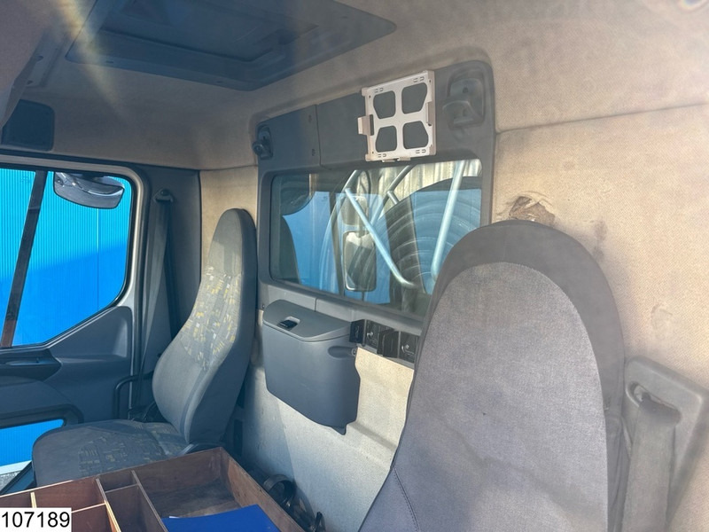 Renault Premium 270 13390 Liter, 4 Comp, Handgeschakeld, Fuel - Tankwagen: afbeelding 5 Renault Premium 270 13390 Liter, 4 Comp, Handgeschakeld, Fuel - Tankwagen: afbeelding 5