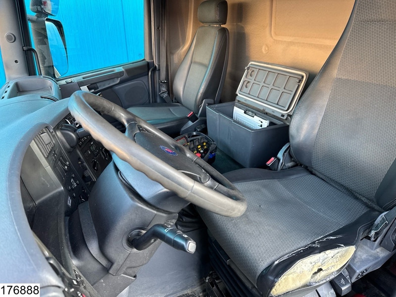 Leasing Scania G 440 8x2, EURO 5, Fassi, Retarder, Remote Scania G 440 8x2, EURO 5, Fassi, Retarder, Remote: afbeelding 12 Leasing Scania G 440 8x2, EURO 5, Fassi, Retarder, Remote Scania G 440 8x2, EURO 5, Fassi, Retarder, Remote: afbeelding 12