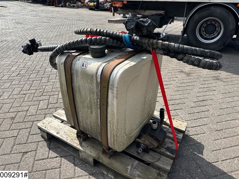 Universeel Pump, tank and hydraulic hoses - Hydrauliektank voor Vrachtwagen: afbeelding 3 Universeel Pump, tank and hydraulic hoses - Hydrauliektank voor Vrachtwagen: afbeelding 3