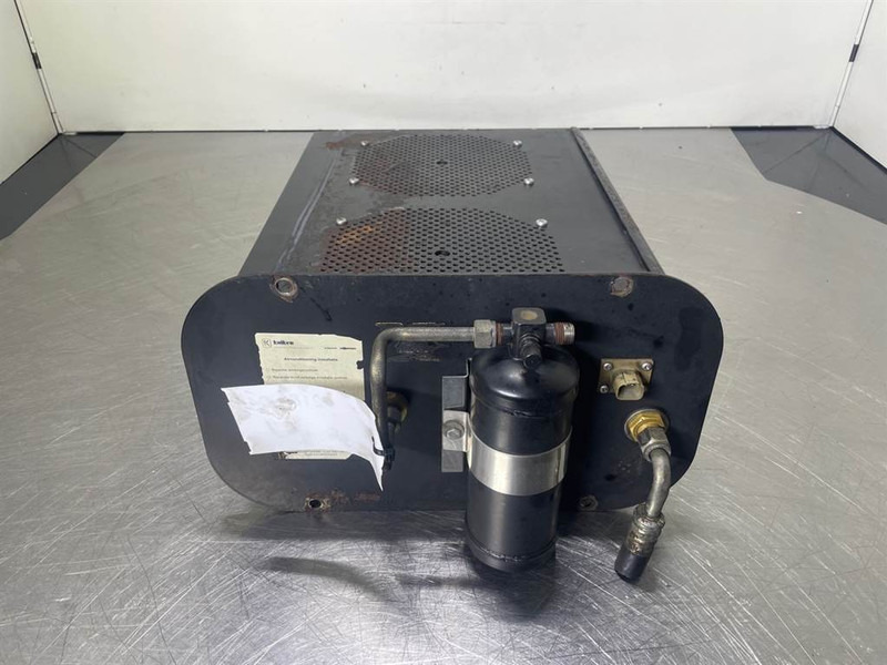 Ahlmann AZ150-4184898A-Airco condenser/Klimakondensator - Frame/ Chassis voor Bouwmachine: afbeelding 2 Ahlmann AZ150-4184898A-Airco condenser/Klimakondensator - Frame/ Chassis voor Bouwmachine: afbeelding 2