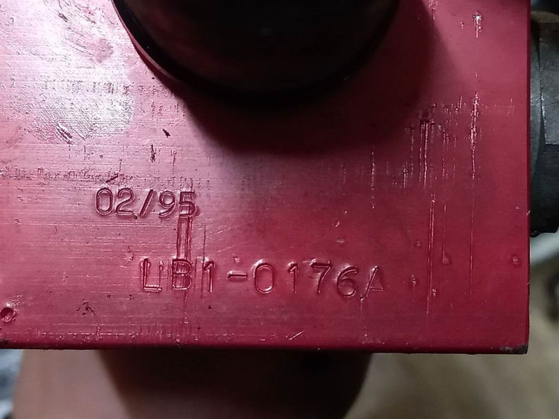 Ahlmann AZ6-4195590A-Control valve/Wegeventil/Ventiel - Hydraulica voor Bouwmachine: afbeelding 5 Ahlmann AZ6-4195590A-Control valve/Wegeventil/Ventiel - Hydraulica voor Bouwmachine: afbeelding 5