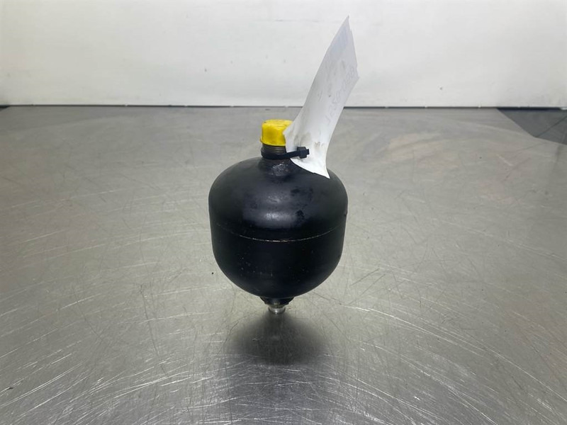 Ahlmann AZ6-Bosch 0531602506-Accumulator/Hydrospeicher - Hydraulica voor Bouwmachine: afbeelding 1 Ahlmann AZ6-Bosch 0531602506-Accumulator/Hydrospeicher - Hydraulica voor Bouwmachine: afbeelding 1