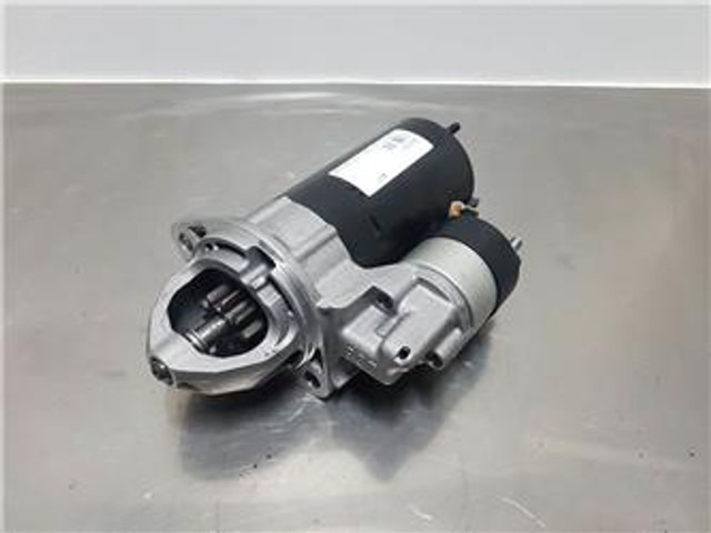 Deutz 1011/2011-12V 9T 2,8KW-Starter/Anlasser/Startmotor - Motor voor Bouwmachine: afbeelding 1 Deutz 1011/2011-12V 9T 2,8KW-Starter/Anlasser/Startmotor - Motor voor Bouwmachine: afbeelding 1
