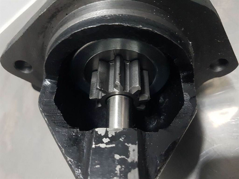 Deutz 1012/1013-24V 9T 4,0KW-Starter/Anlasser/Startmotor - Motor voor Bouwmachine: afbeelding 4 Deutz 1012/1013-24V 9T 4,0KW-Starter/Anlasser/Startmotor - Motor voor Bouwmachine: afbeelding 4