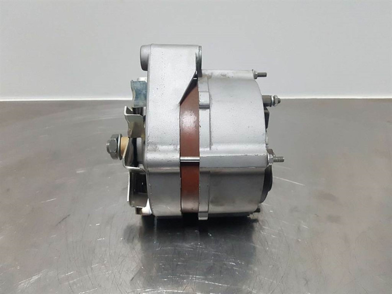 Deutz 913/1013-28V 55A-Alternator/Lichtmaschine/Dynamo - Motor voor Bouwmachine: afbeelding 3 Deutz 913/1013-28V 55A-Alternator/Lichtmaschine/Dynamo - Motor voor Bouwmachine: afbeelding 3