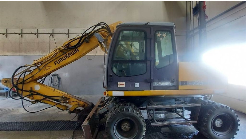 Furukawa W 725 LS (For parts) - Mobiele graafmachine: afbeelding 4 Furukawa W 725 LS (For parts) - Mobiele graafmachine: afbeelding 4