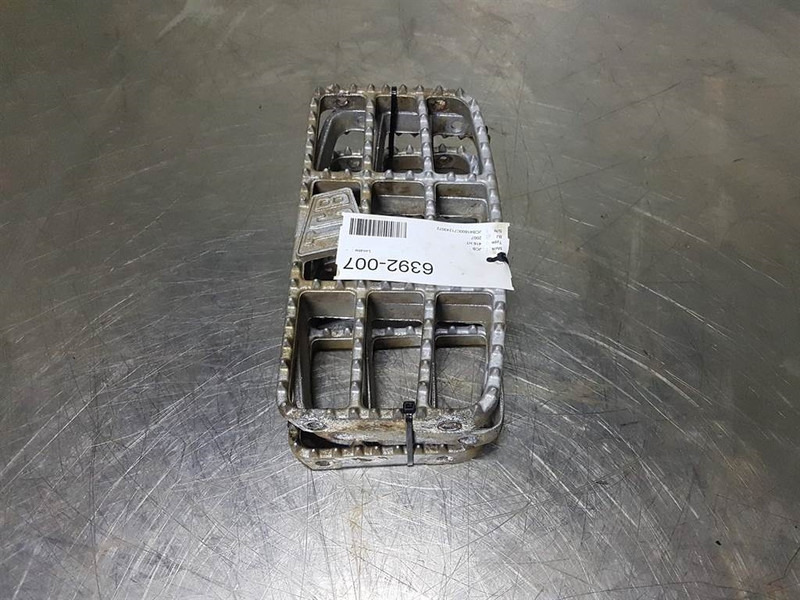 JCB 416 HT - Stair panel/Trittstufen/Traptreden - Frame/ Chassis voor Bouwmachine: afbeelding 2 JCB 416 HT - Stair panel/Trittstufen/Traptreden - Frame/ Chassis voor Bouwmachine: afbeelding 2