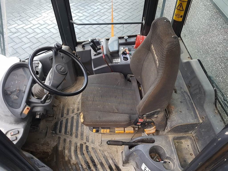 Komatsu WA 320 - 5H - Cabin/Kabine/Cabine - Cabine en interieur voor Bouwmachine: afbeelding 4 Komatsu WA 320 - 5H - Cabin/Kabine/Cabine - Cabine en interieur voor Bouwmachine: afbeelding 4