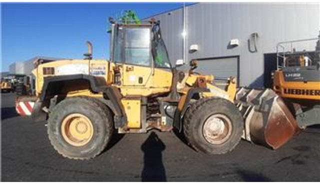 Komatsu WA 320 - 5H (For parts) - Wiellader: afbeelding 1 Komatsu WA 320 - 5H (For parts) - Wiellader: afbeelding 1